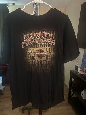 Harley-Davidson Black Short Sleeve Logo Tee with Red Accents
